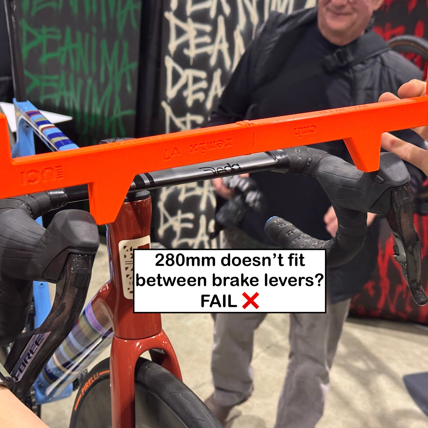 UCI Handlebar width gauge