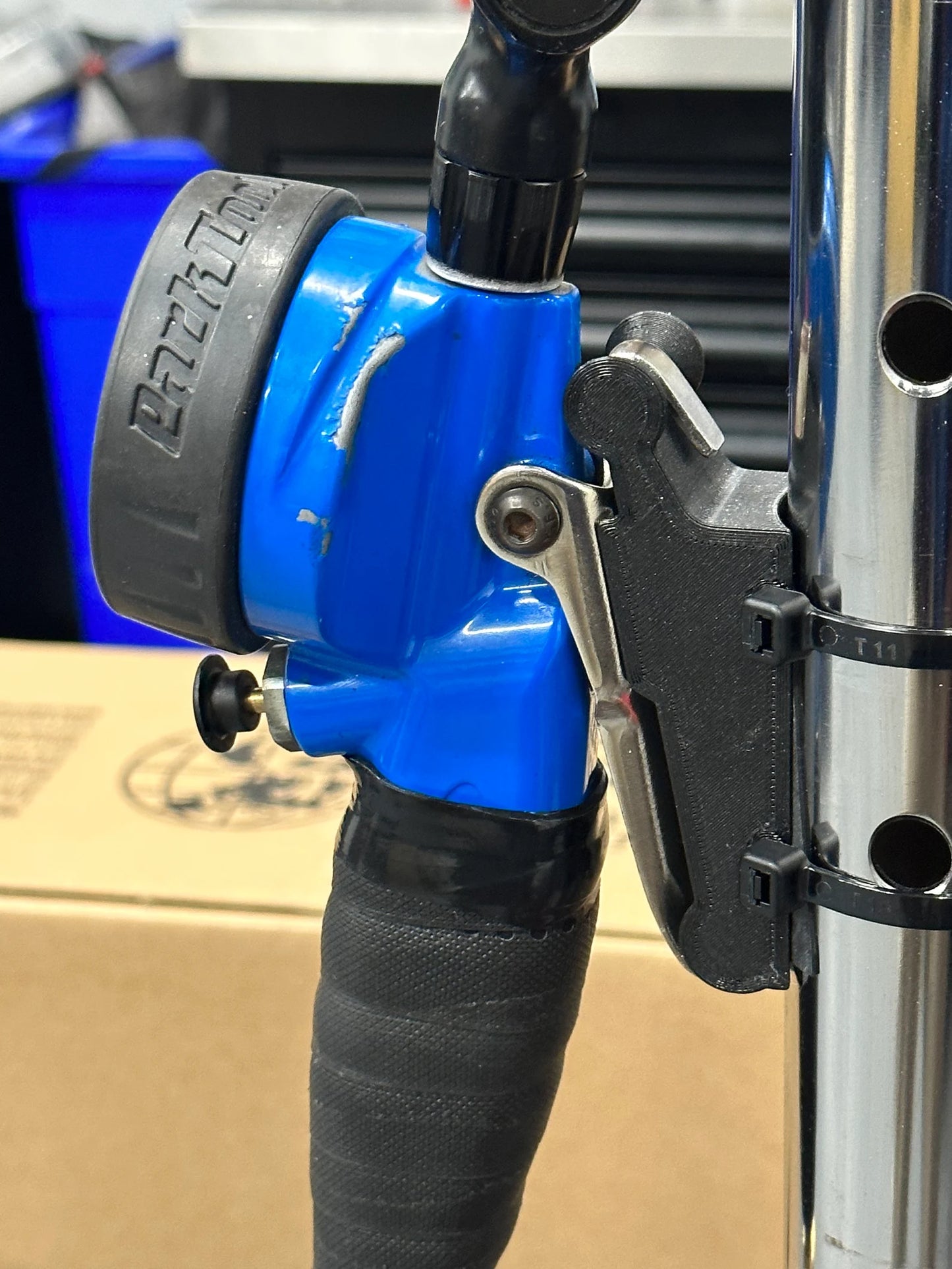Park INF-2 Inflator Holder (Upright Bottom Hose Routing)